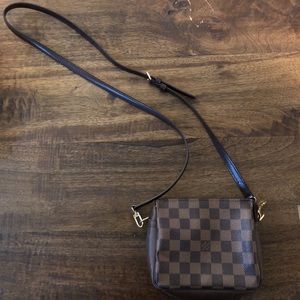 AUTHENTIC Louis Vuitton Crossbody